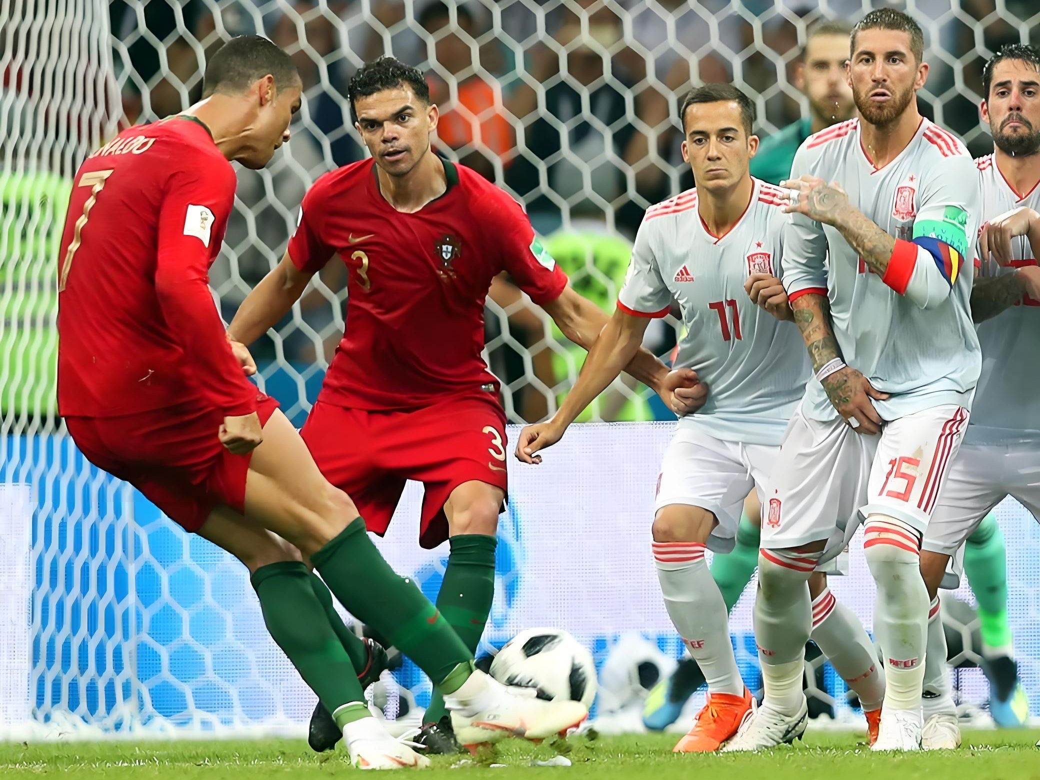 包含热门话题！欧洲足球赛事引发关注的词条