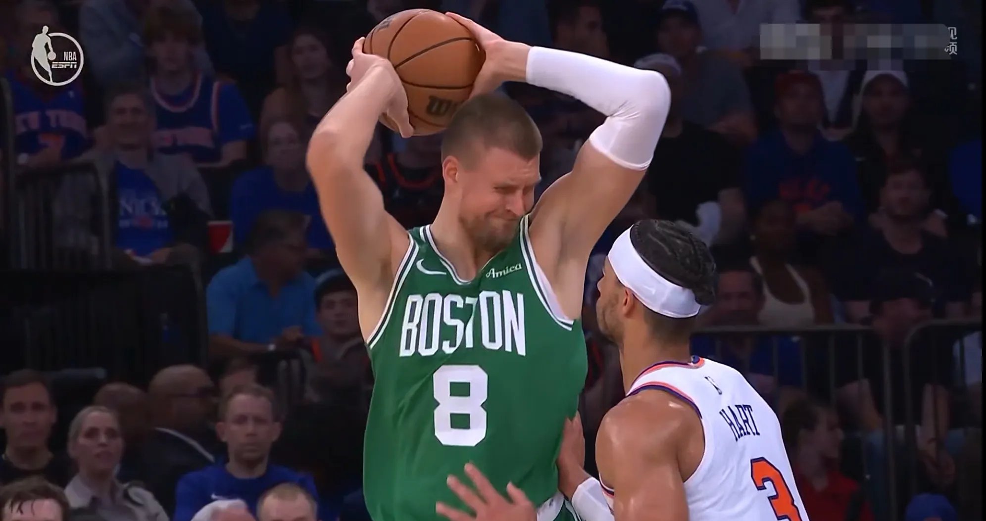 凯尔特人逆转尼克斯,艾顿制霸全场 凯尔特人逆转尼克斯,艾顿制霸全场