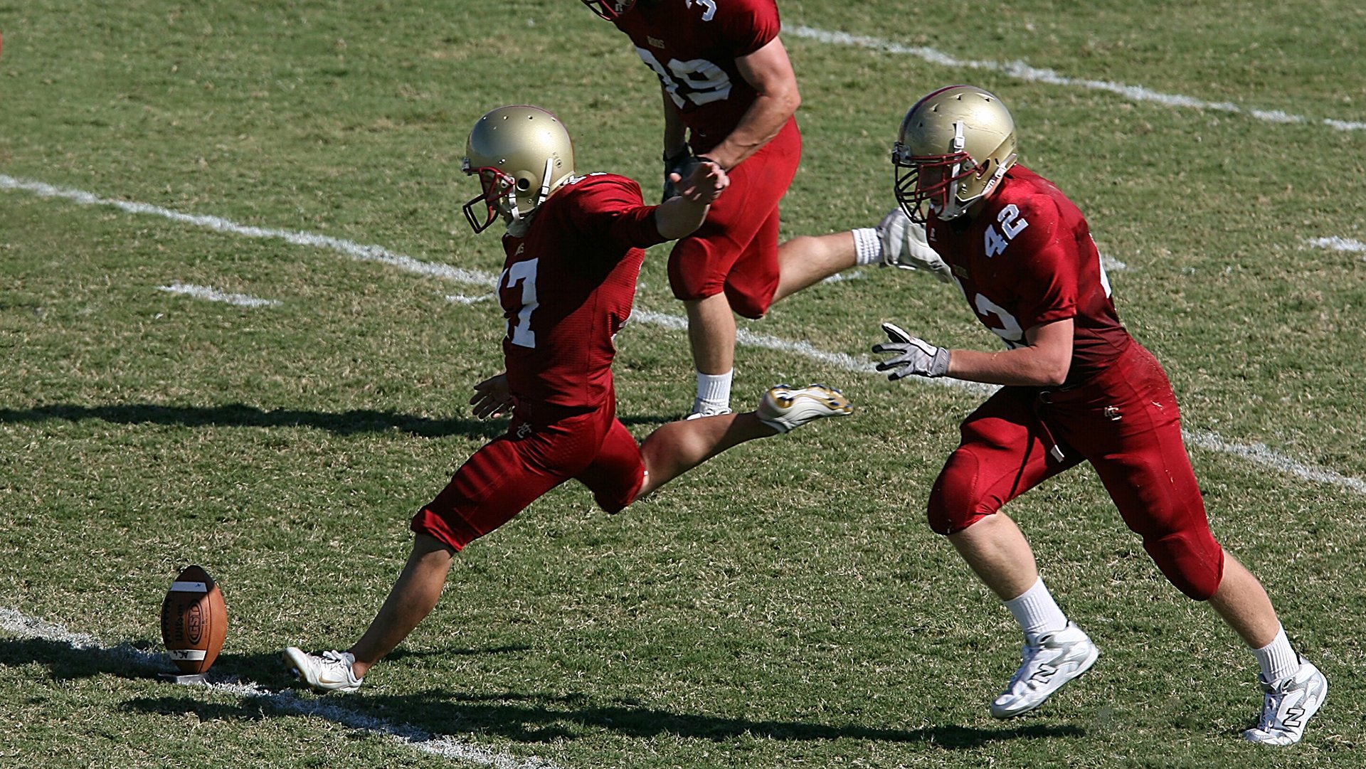荷兰血拼突尼斯，福登让比赛提前失去悬念—一场战术与天赋的碾压式胜利