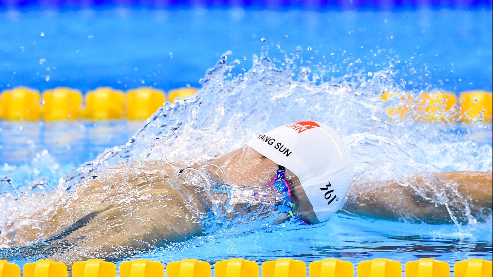 曼城防线遭遇克瓦拉风暴，格鲁吉亚天才如何撕裂南非防线？